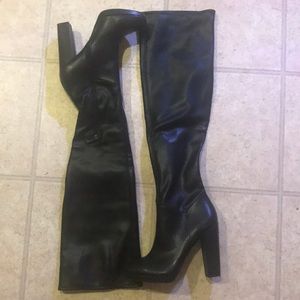 Jessica Simpson JS-GRANDIE